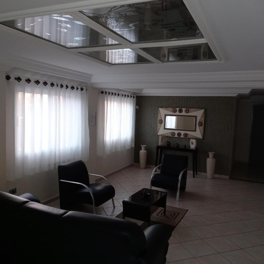 Otimo Apartamento Condominio Frente A Praia Mongaguá Eksteriør bilde